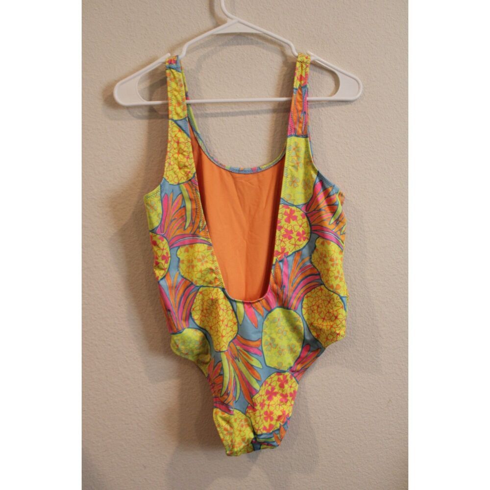 Chubbies the pina one piece swimsuit size large women's novelty print - Picture 5 of 6